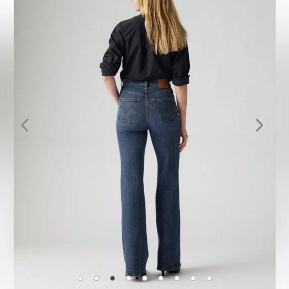 New Levi’s ribcage bell jeans - Picture 3 of 7
